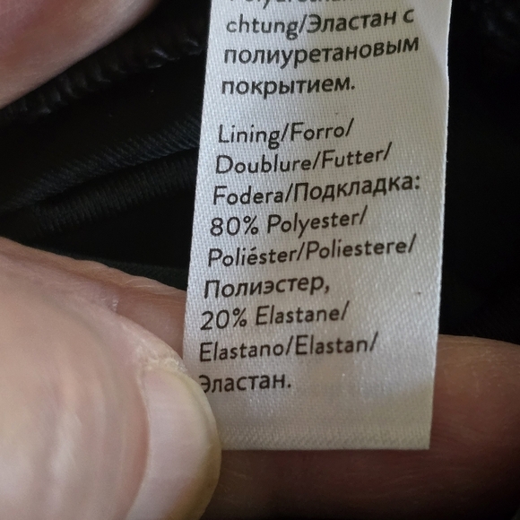 NWOT SPANX Women's Faux Leather Classic Black Compression Leggings Size Medium - Picture 10 of 13